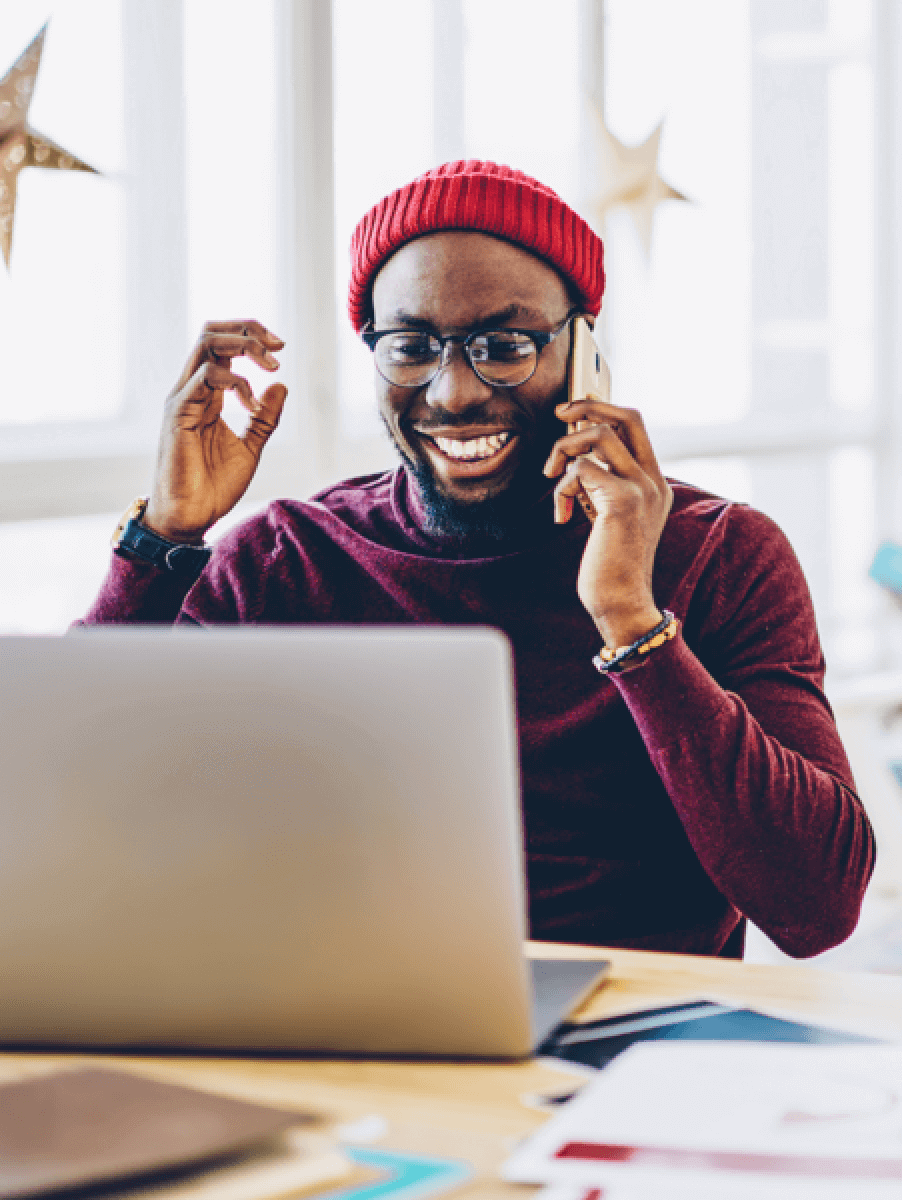 Person using TotalAV&trade; Antivirus